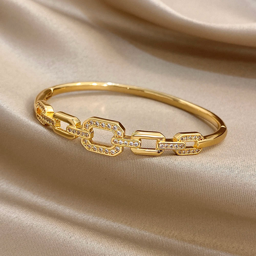 Greatera Luxury Zircon Decoration Golden Plated Cuff Bangle Women High Quality Hollow Square Original Design Bracelet Jewelry