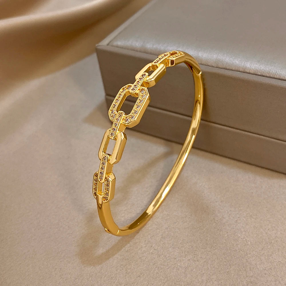 Greatera Luxury Zircon Decoration Golden Plated Cuff Bangle Women High Quality Hollow Square Original Design Bracelet Jewelry