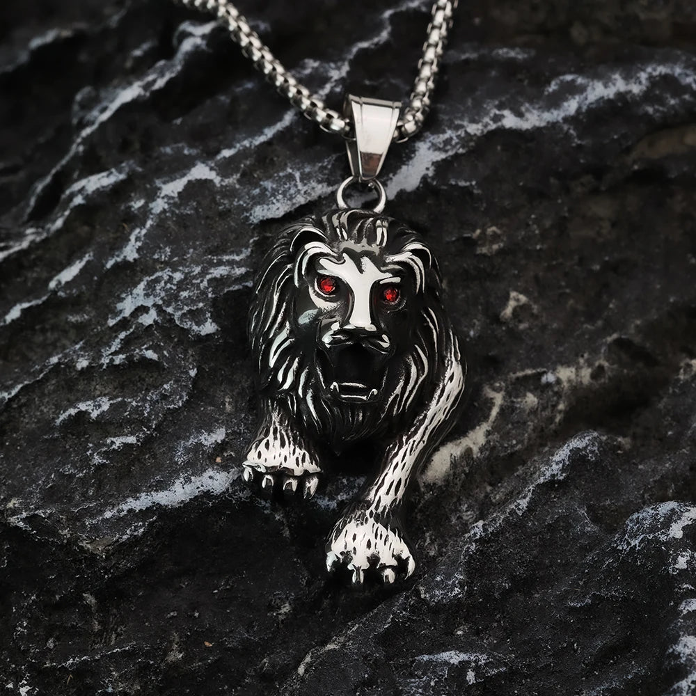 European and American style animal personality retro stainless steel men's jewelry domineering red eyed lion head pendant